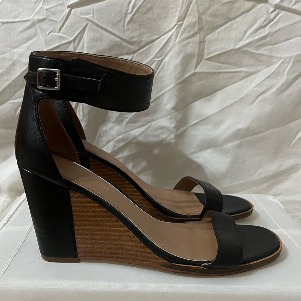 Linea Paolo Women's Elodie Ankle Strap Wedge Sandals Black​